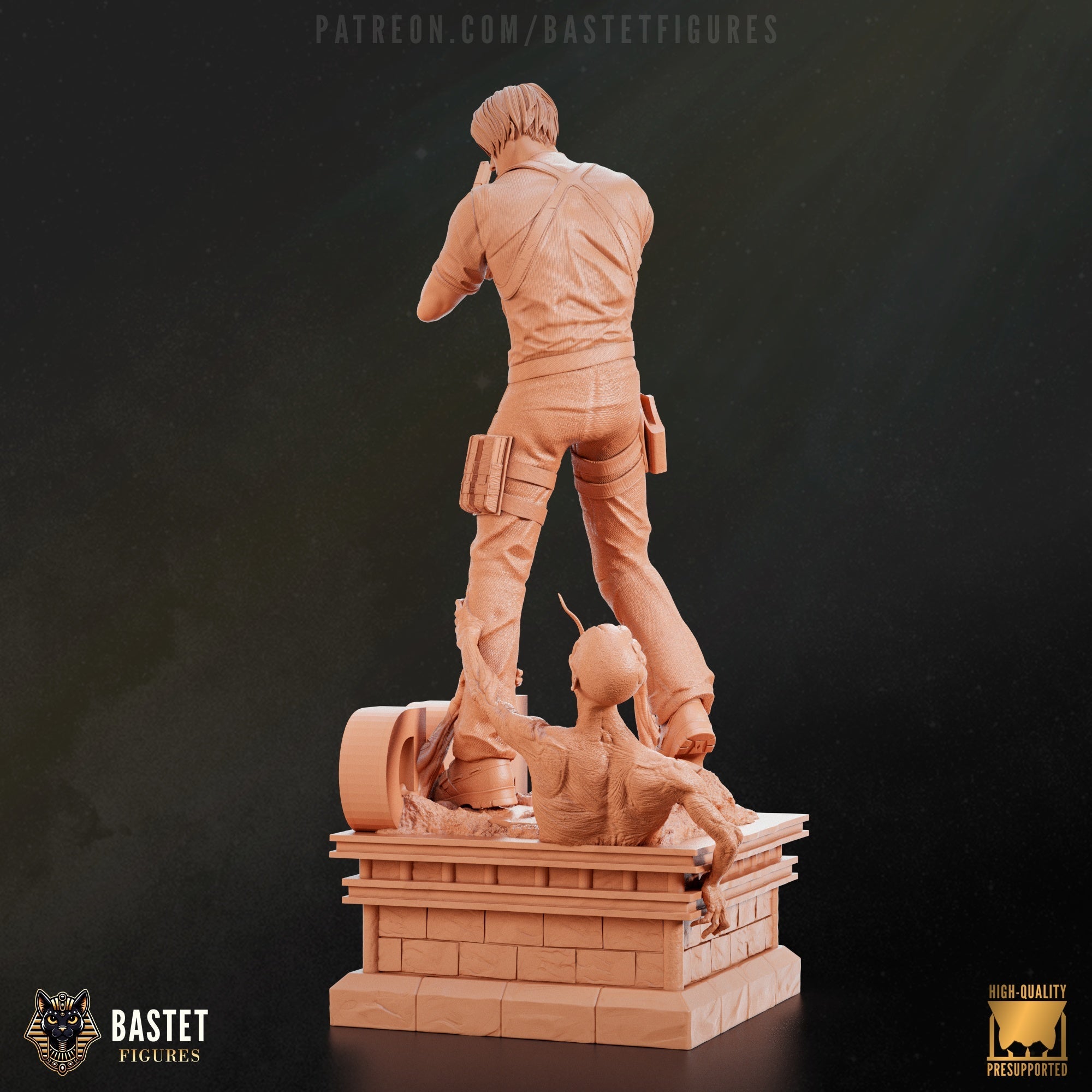 Leon - Resident Evil -  1:8 Scale Figure & Busts