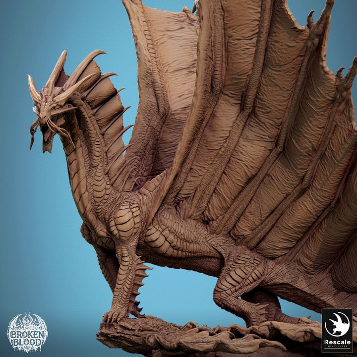 Legendary Metallic Gold Dragon Walk