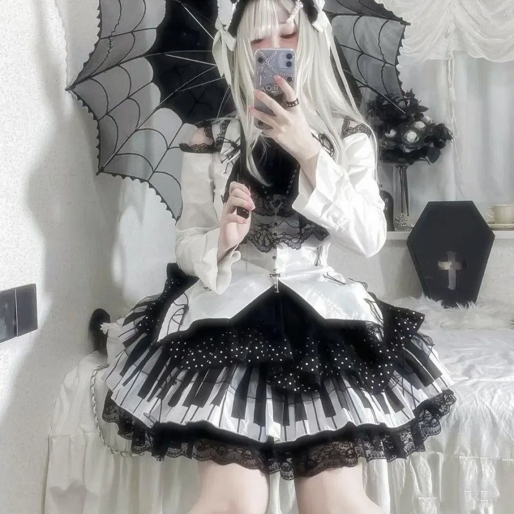 Piano Skirt – Gothic Lolita Polka Dot Lace