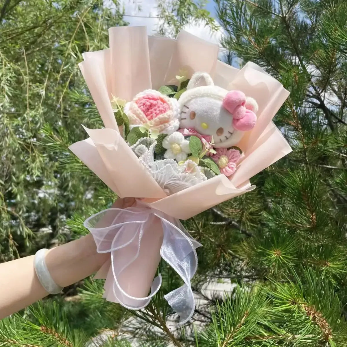 Sanrio Plush Flower Bouquet – Hello Kitty & Kuromi Gift Set