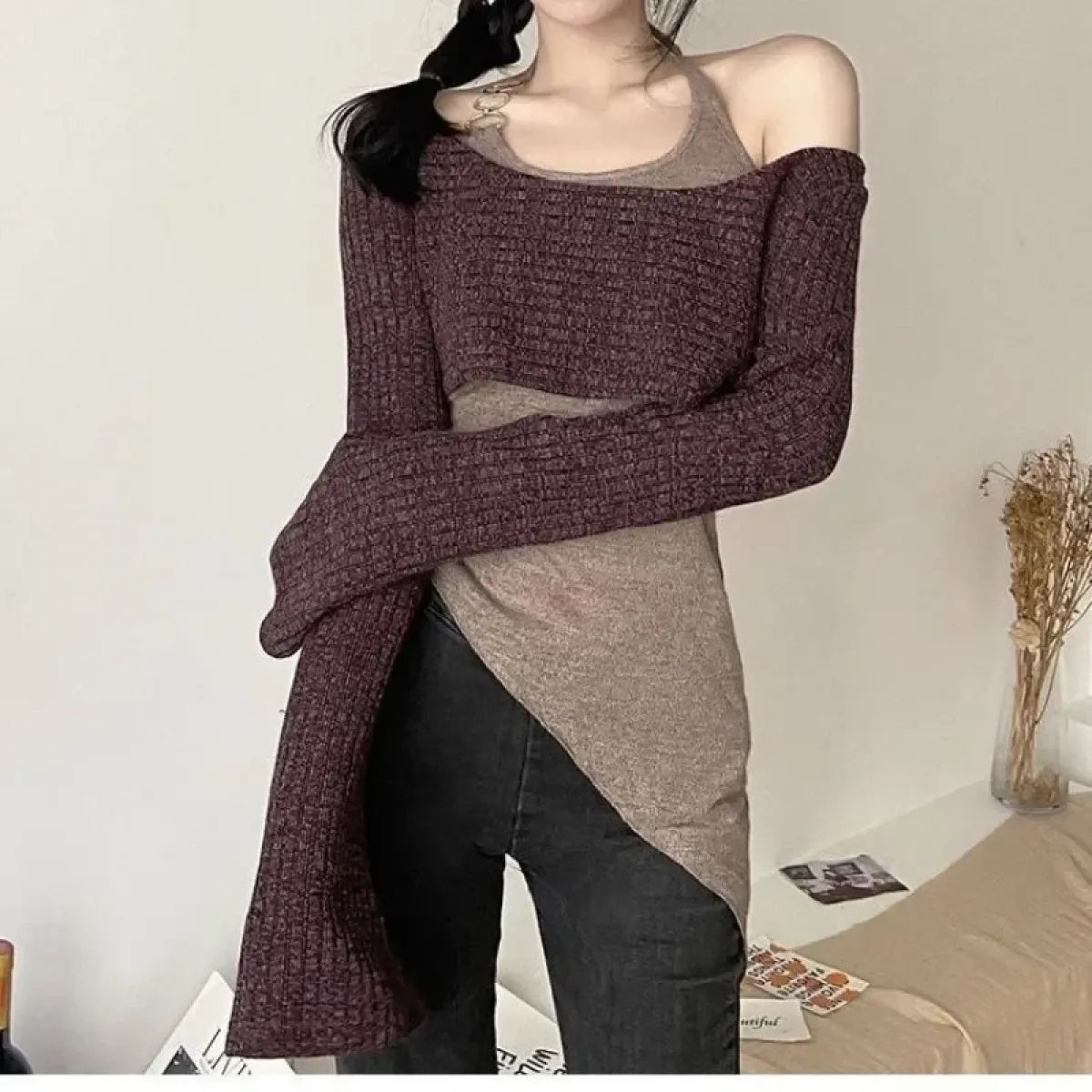 Gray Off-Shoulder Knitted Halter Top – Y2K Gyaru Asymmetric Crop Tee